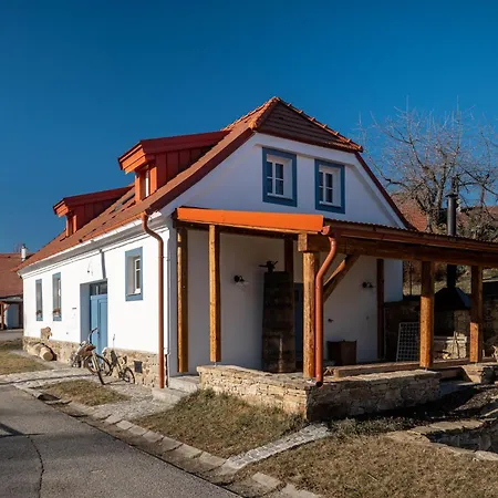 Chaloupka Radovina Daire